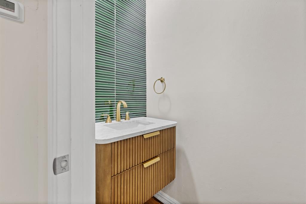 Gilbert Condo 3919 - Residential