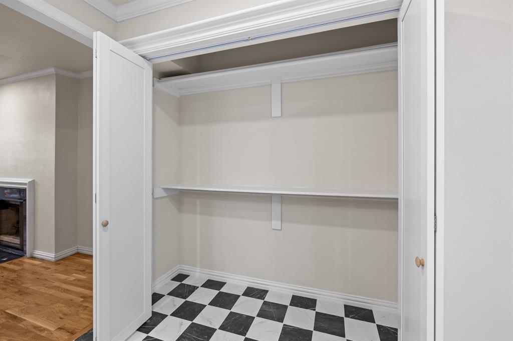 Gilbert Condo 3919 - Residential