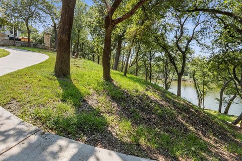 A home in Granbury