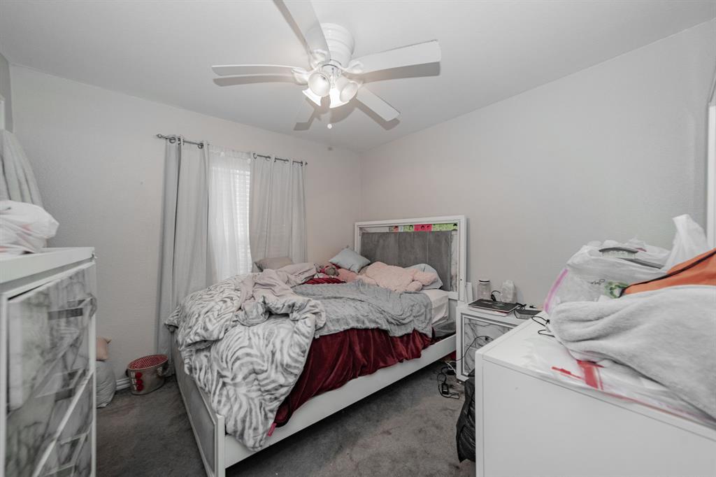 ROLLINGWOOD HILLS - Residential