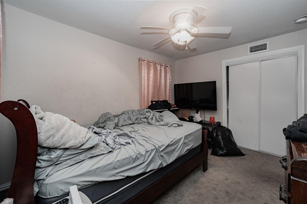 ROLLINGWOOD HILLS - Residential