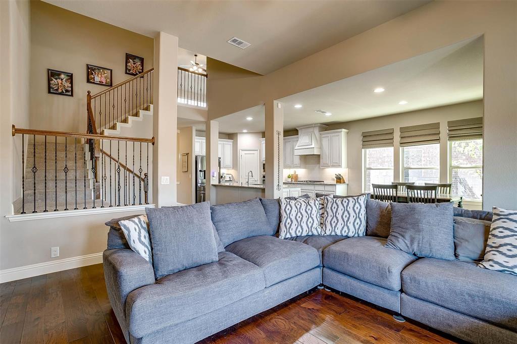 Willow Crk Xing - Residential