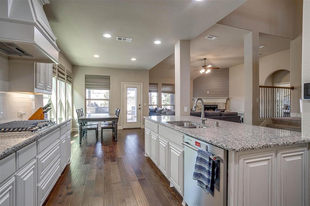 Willow Crk Xing - Residential