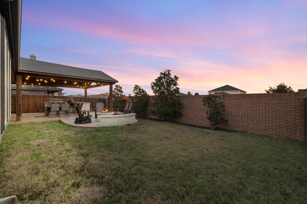 Willow Crk Xing - Residential