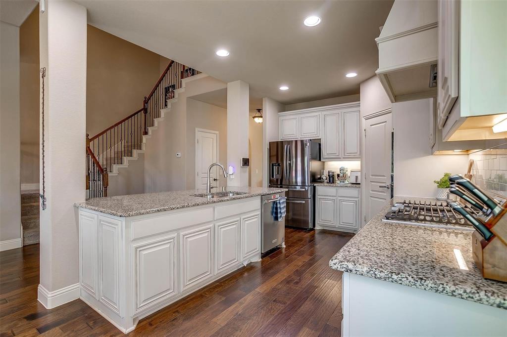 Willow Crk Xing - Residential