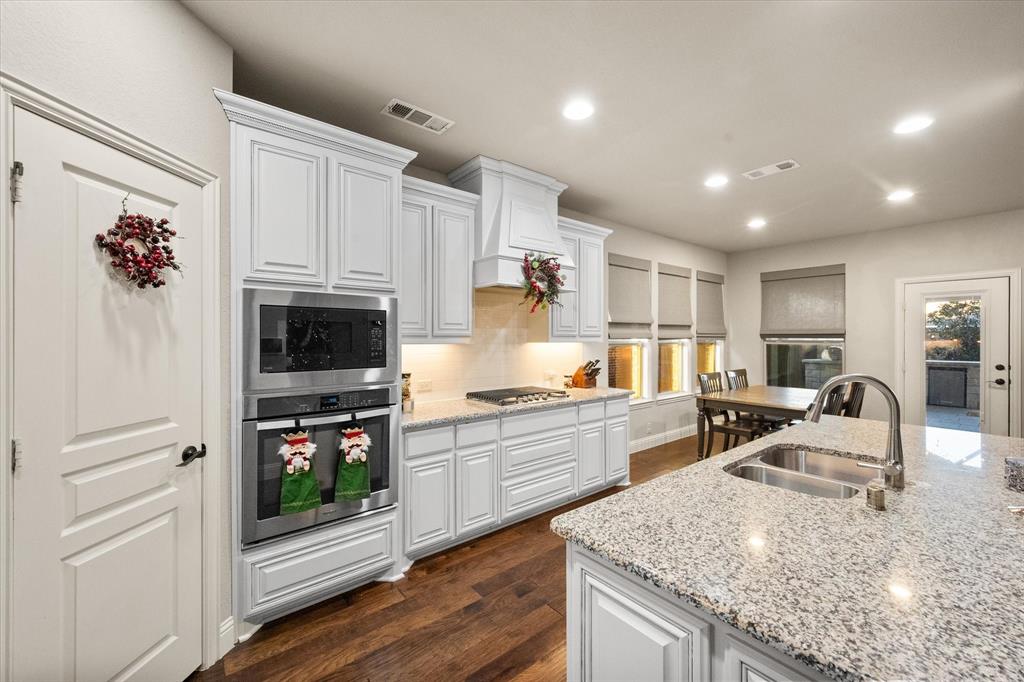 Willow Crk Xing - Residential