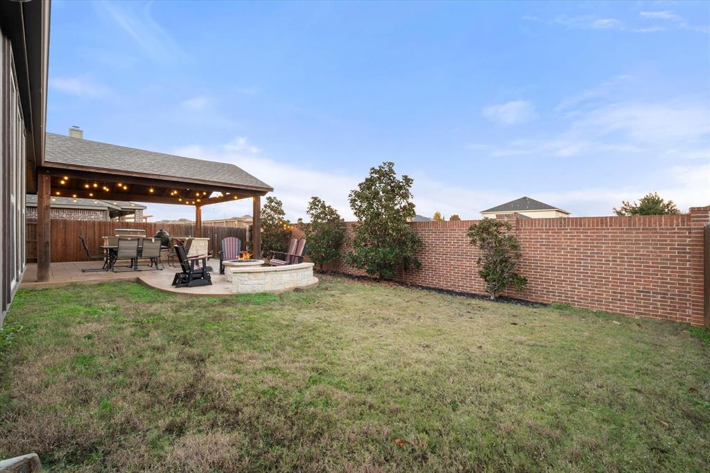 Willow Crk Xing - Residential