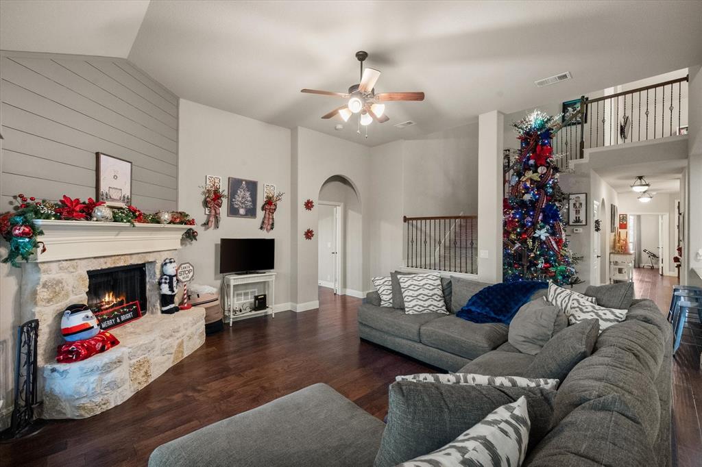 Willow Crk Xing - Residential