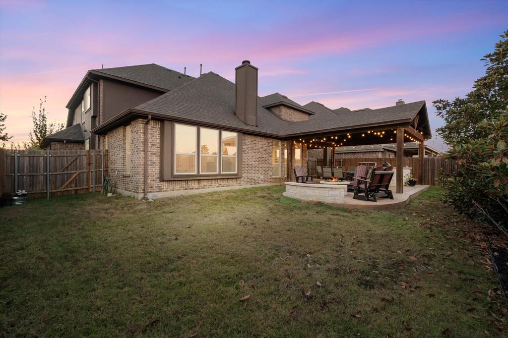 Willow Crk Xing - Residential