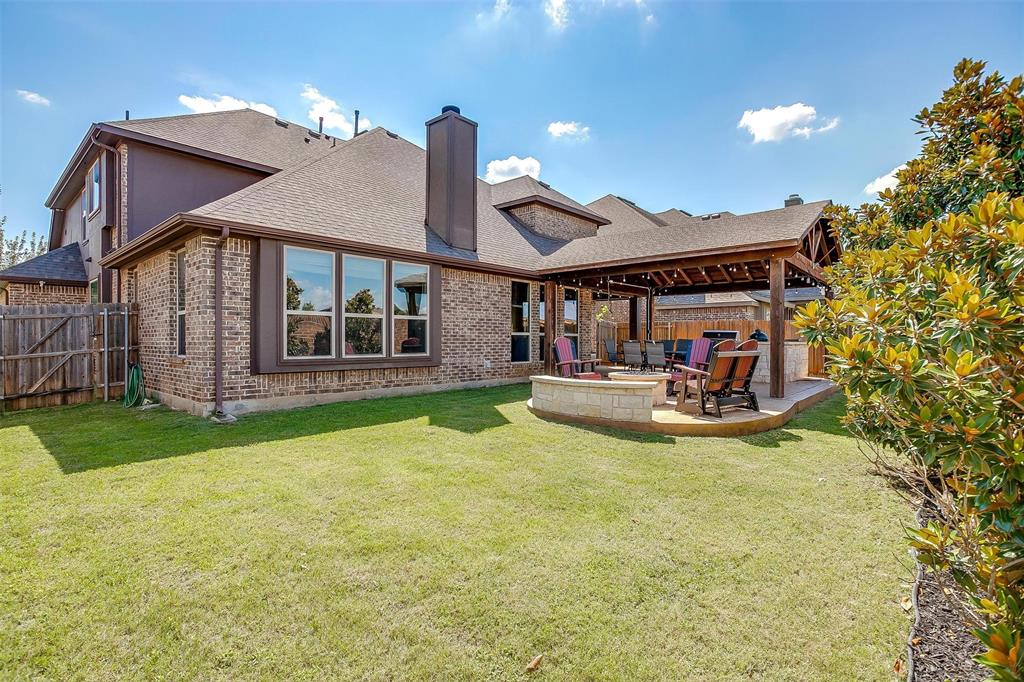 Willow Crk Xing - Residential