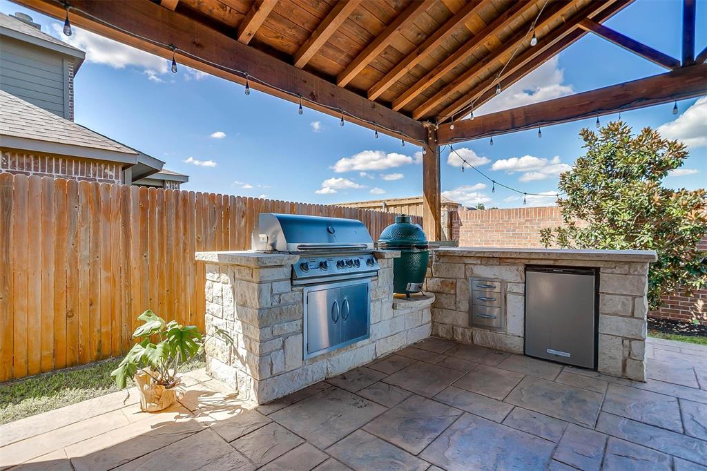 Willow Crk Xing - Residential