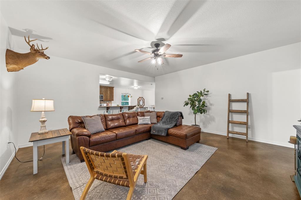 6200 Avon Drive