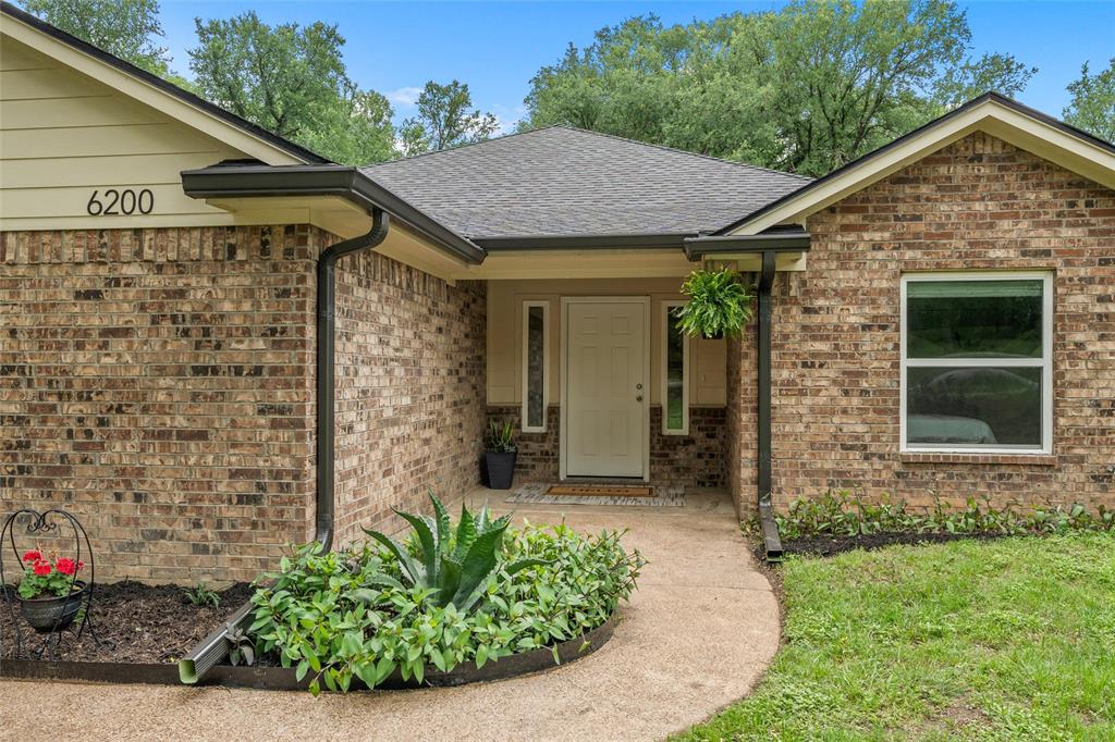 6200 Avon Drive