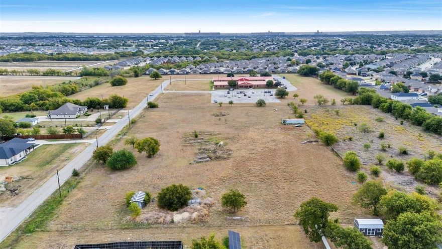 Build your dream home in one of the area’s most sought-after locations! This beautiful residential lot offers a perfect combination of convenience and charm — just near an elementary school located in the 76179 zip code. Enjoy the peaceful surroundings of an established neighborhood with easy access to shopping, dining, and major highways.
With plenty of space to design and create the home you’ve always envisioned, this property is ideal for families, builders, or anyone seeking a prime location with lasting value.
Don’t miss this rare opportunity — schedule a viewing and explore the possibilities today!