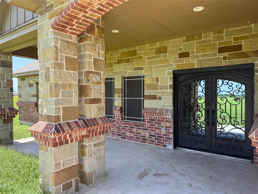 163 Private Road 107