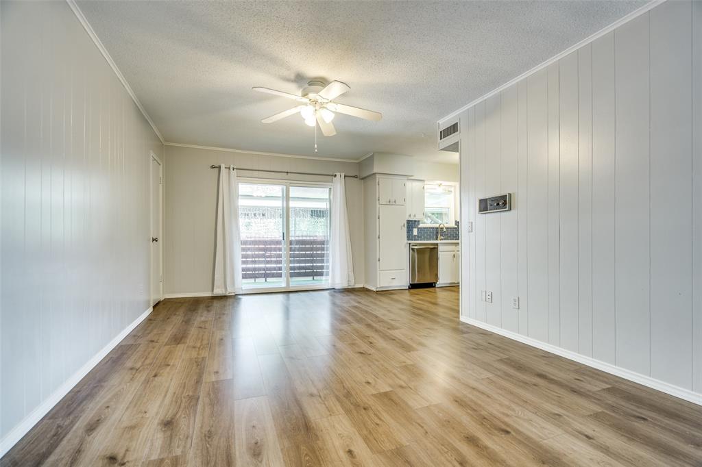 Sandhurst Manor Condo - Residential