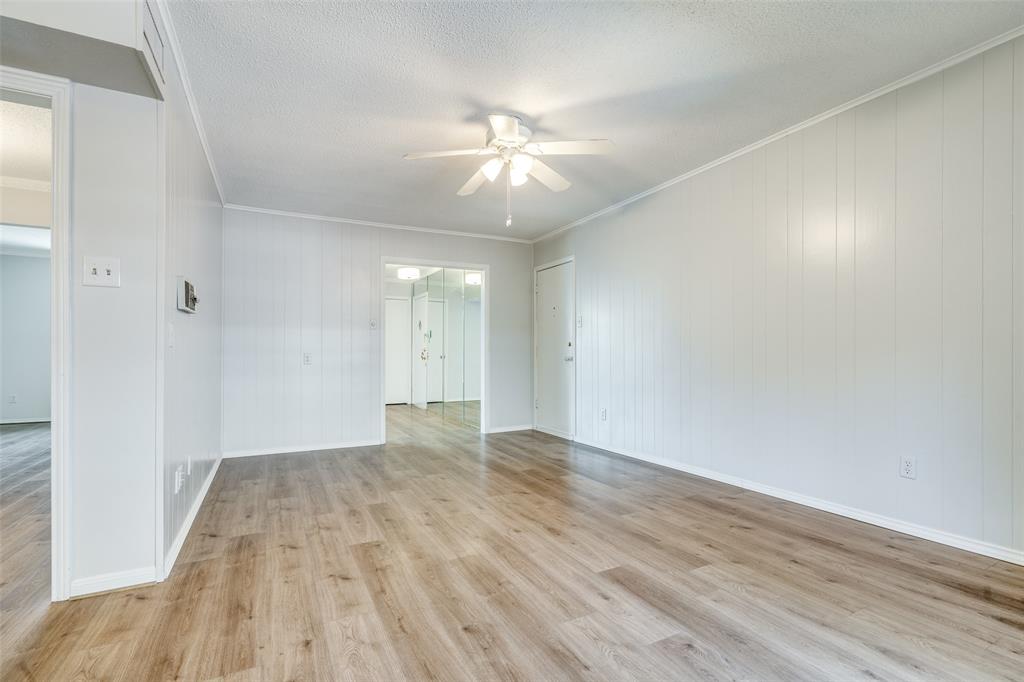 Sandhurst Manor Condo - Residential