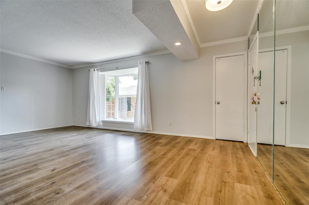 Sandhurst Manor Condo - Residential