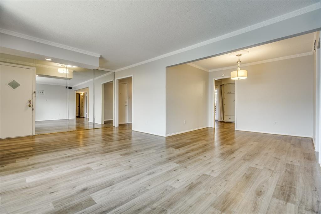 Sandhurst Manor Condo - Residential