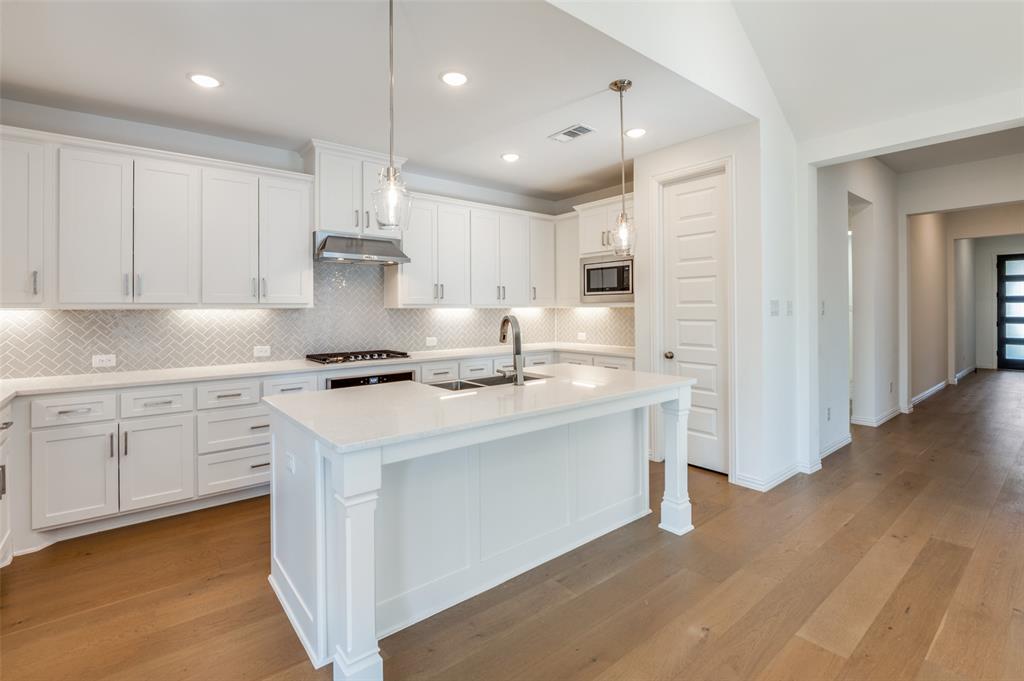 Lilyana Ph 2a-2 - Residential Lease