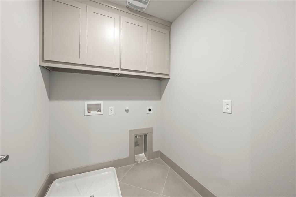 The Abbey at Mercer Crossing - Residential