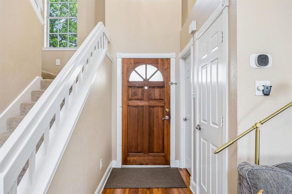 9404 Penny Lane