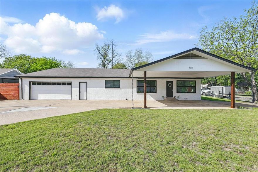 Beautiful 5 Bedroom ranch style property newly renovate. Locate in front of the property is a roundabout driveway with 2 car garage. This property has luxury marble floor throughout the kitchen and dinning area. The Kitchen has a has a beautiful marble island, recessed lighting and comes with gas stove and microwave. Located off the kitchen is a beautiful butlers pantry. This amazing property has a large backyard with kiddie pool and privacy wood fence, covered patio great for entertaining. The property has 3 bedroom located at the front of the home and a additional 2 bedroom located off the kitchen. Huge Laundry room closet with separate sink included. Nice Large bathrooms with double vanity sinks in each. This property is a must see!