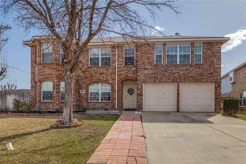 Photo of 2512 Calico Rock Drive, Fort Worth, TX 76131 (MLS # 21252039)