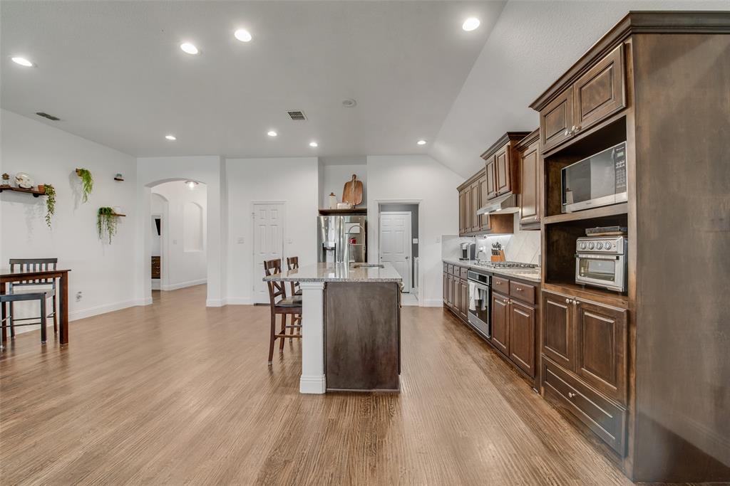 1516 Vaquero Drive