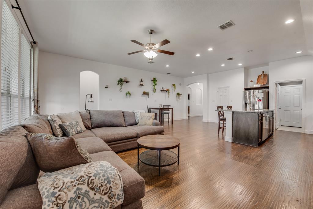 1516 Vaquero Drive