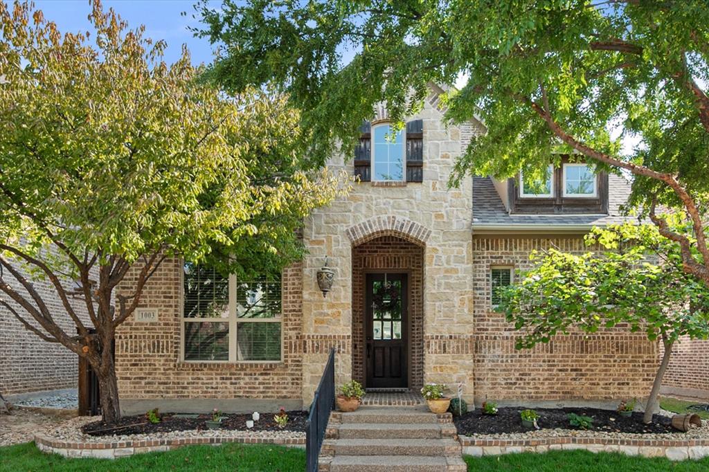 1003 Lone Ivory Trail
