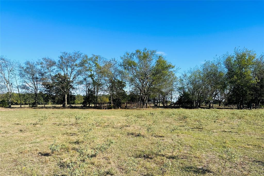 1683 County Road 3563 (22.106 ac.)