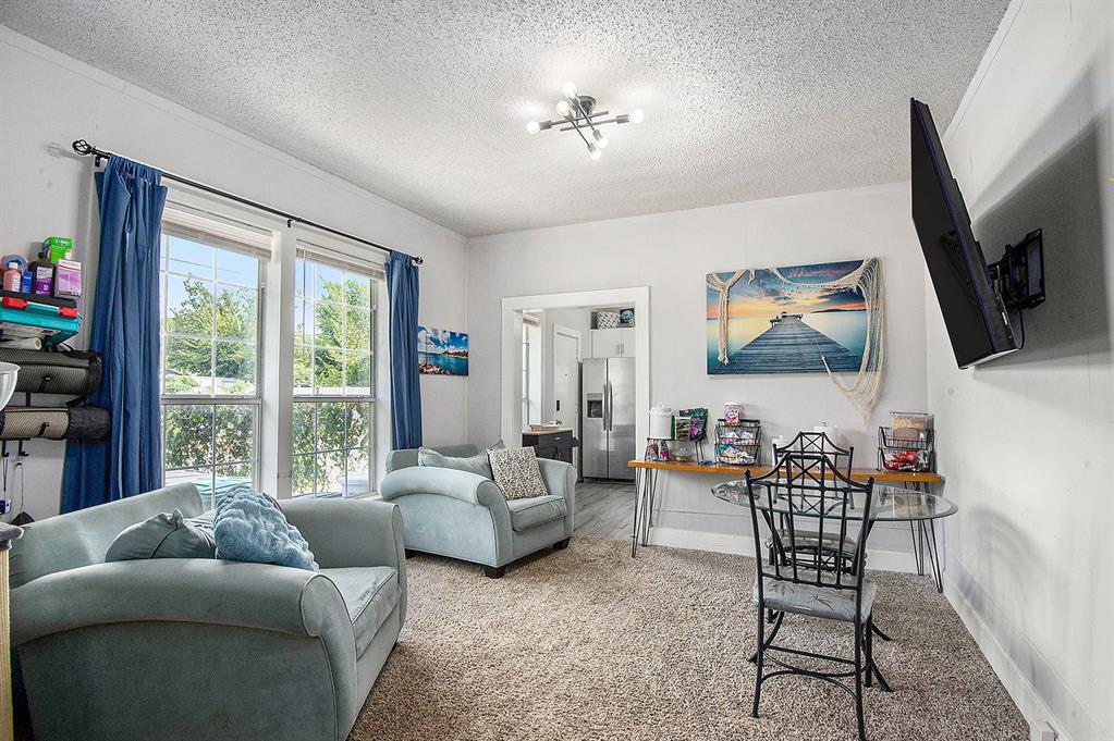 3332 Avenue I