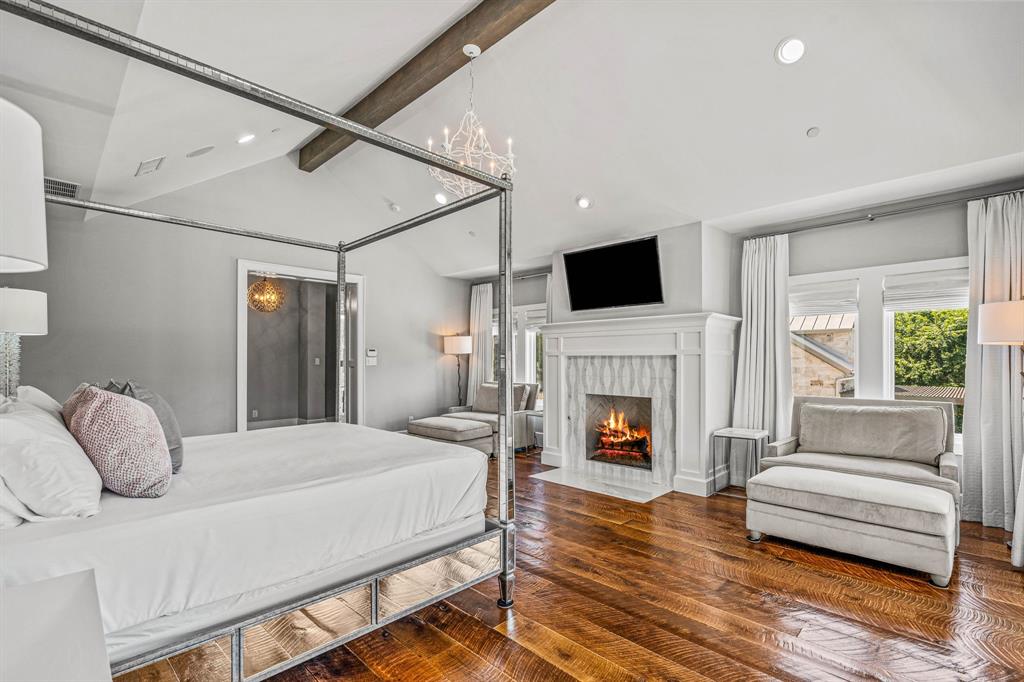 Terra Bella - Residential