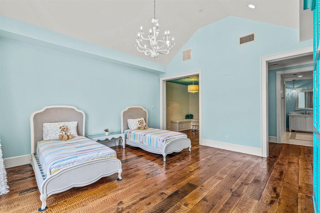 Terra Bella - Residential