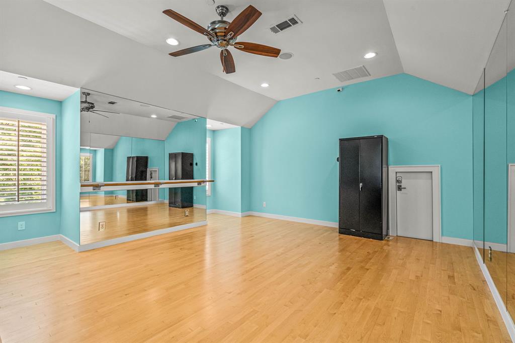 Terra Bella - Residential