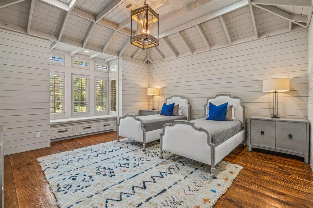 Terra Bella - Residential