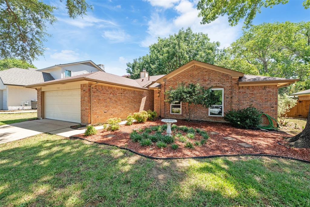 703 Creekside Drive