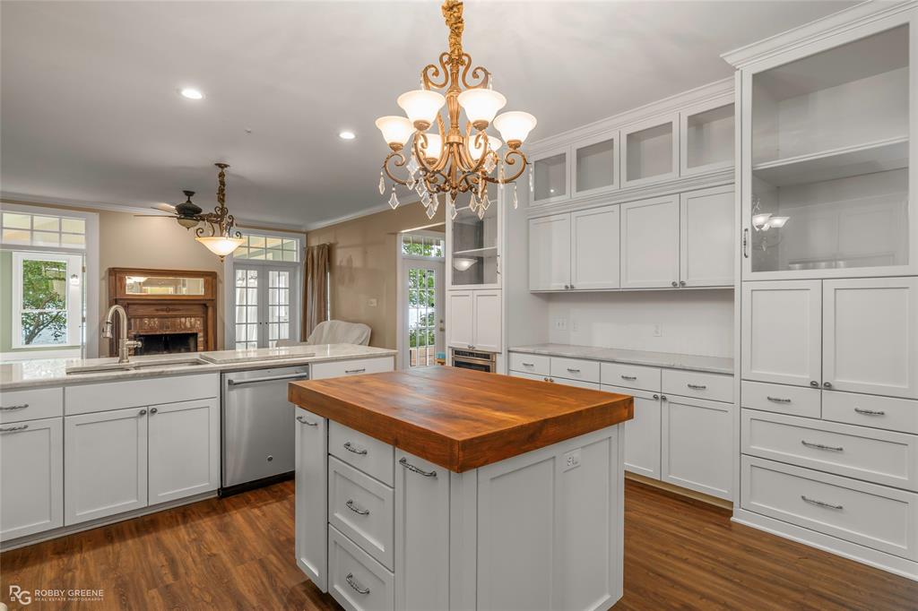 Squirrel Point - Residential
