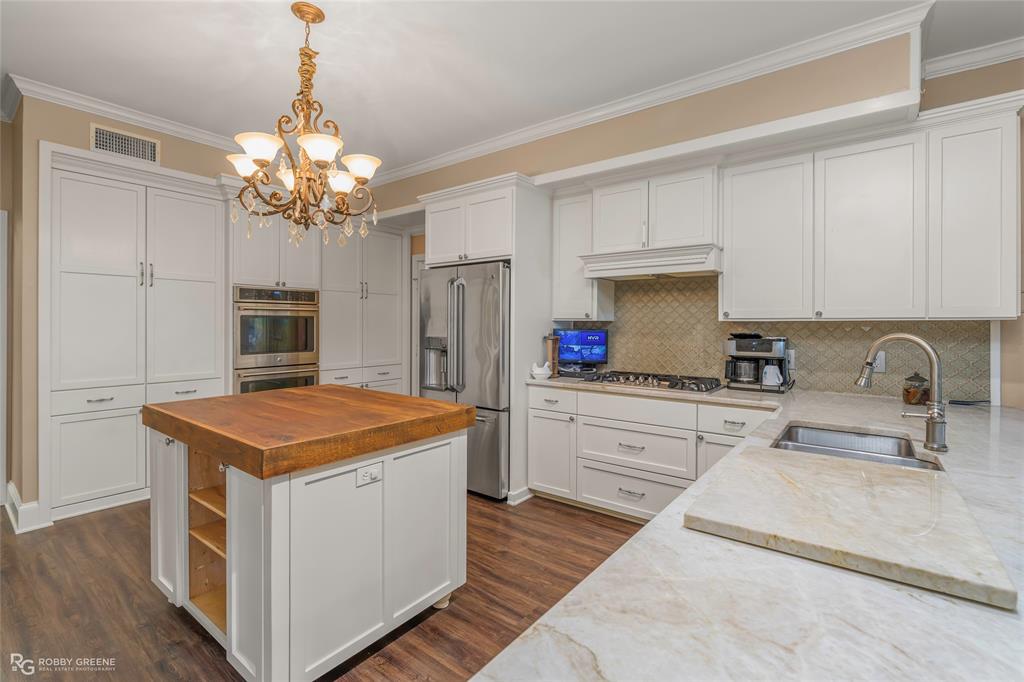 Squirrel Point - Residential