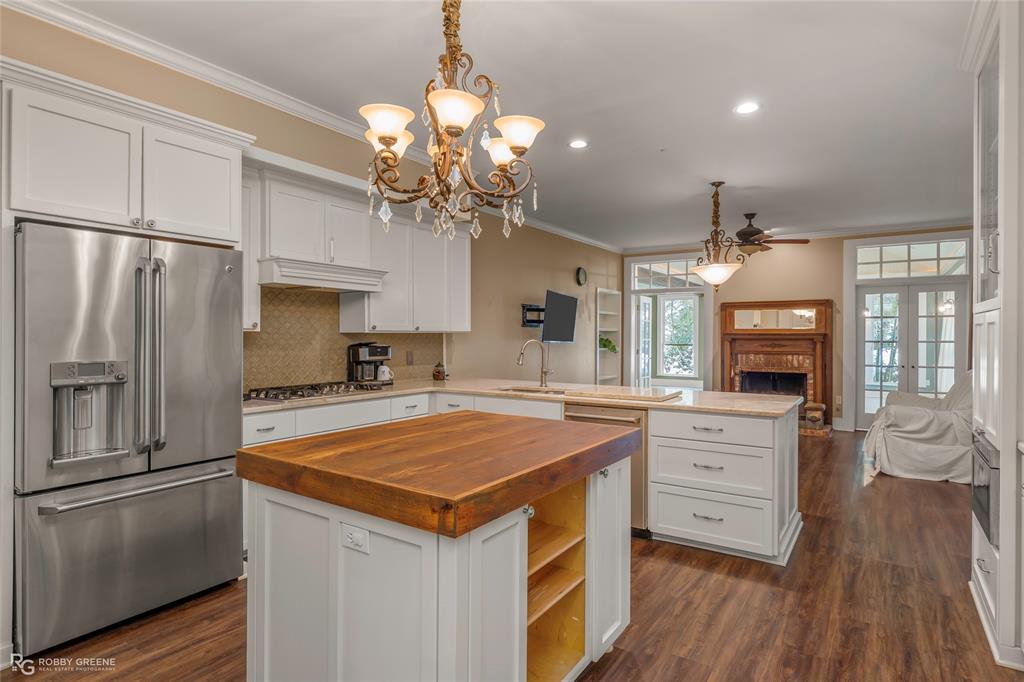 Squirrel Point - Residential