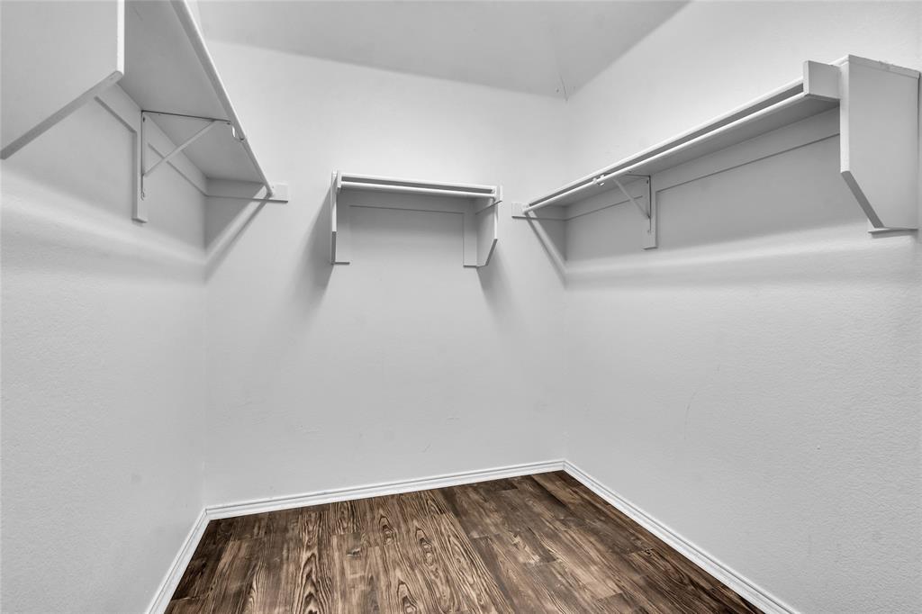 Rolling Mdws East - Residential Lease