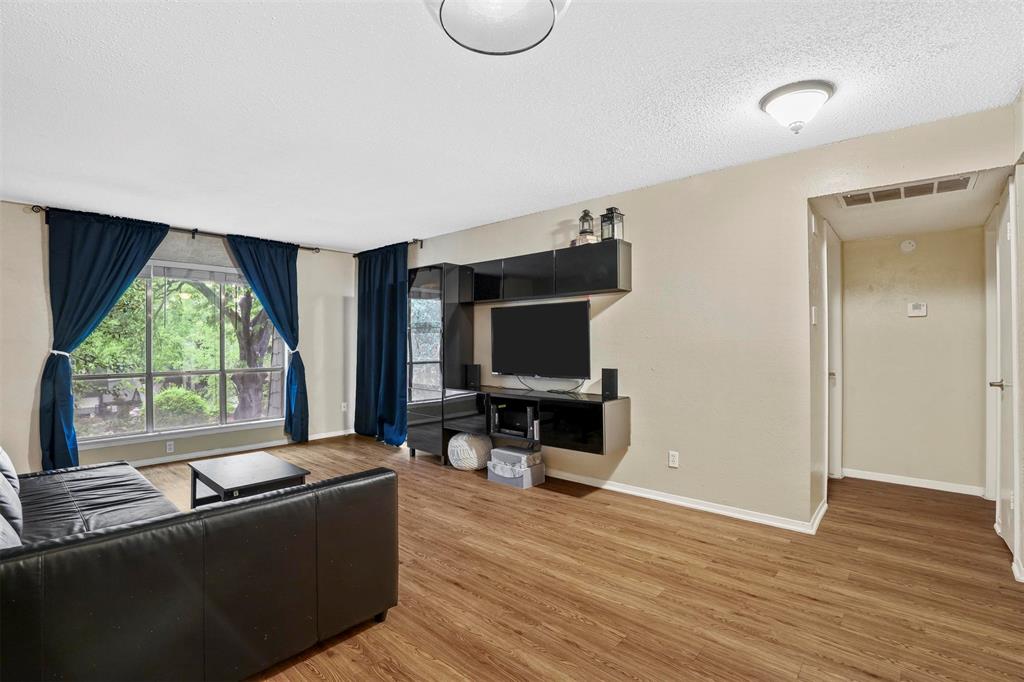 4859 Cedar Springs Road 355