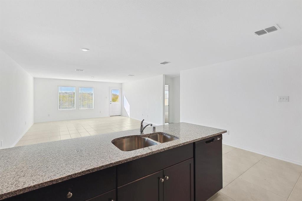 Northpointe 3 - Residential Lease