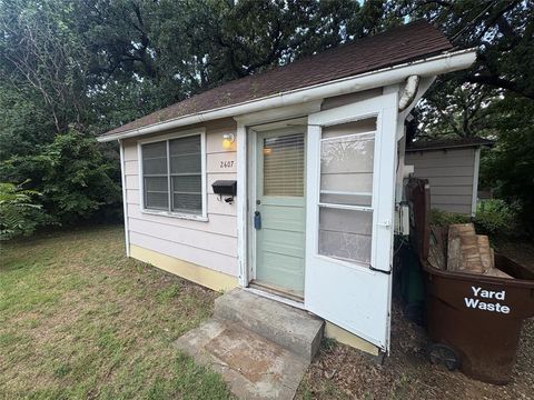 2607 N Locust Street Denton TX 76209