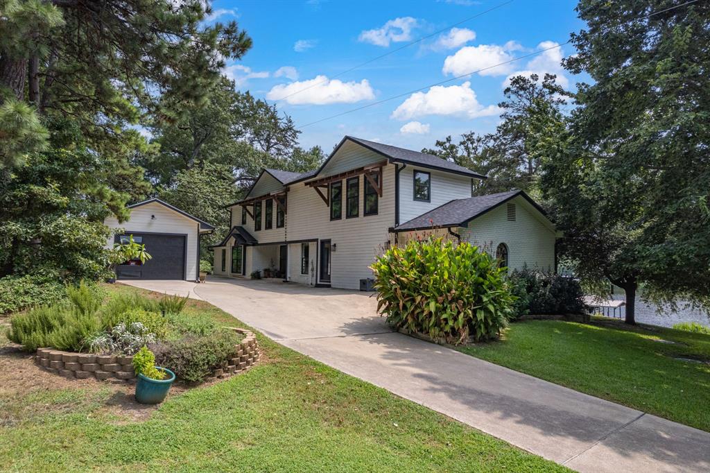 232 Private Road 7212