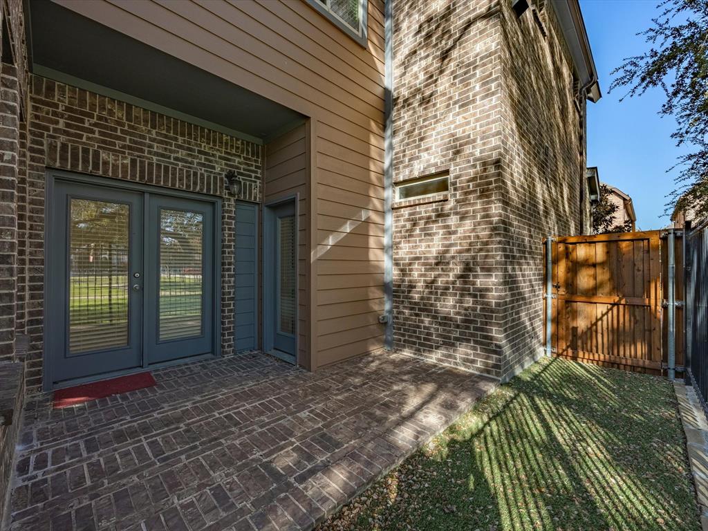 Savoy Lndg - Residential