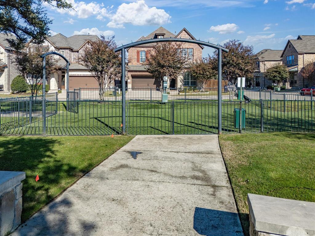 Savoy Lndg - Residential