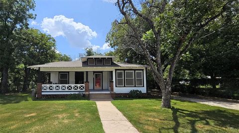 A home in Bangs