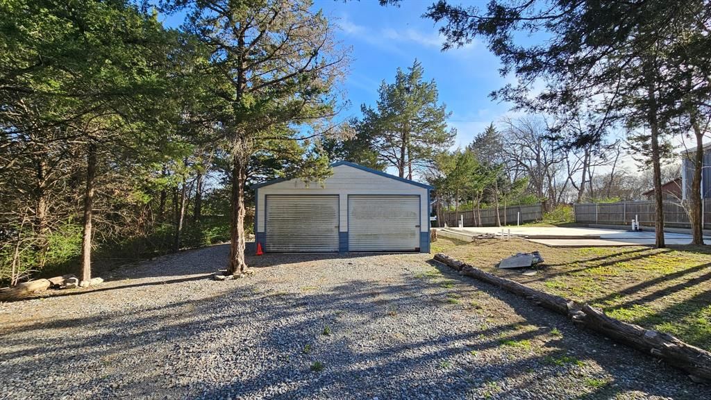 Photo of 304 Willow Drive, Pottsboro, TX 75076 (MLS # 21215167)